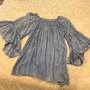 NWOT blue flutter sleeve tunic top